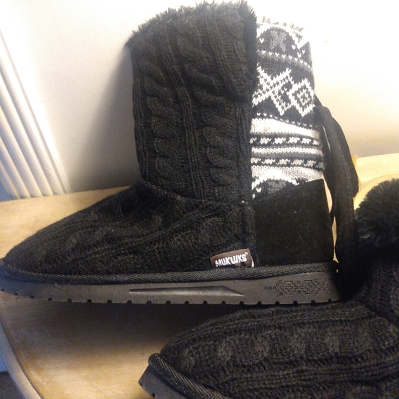 Booties - Picture 13 of 13